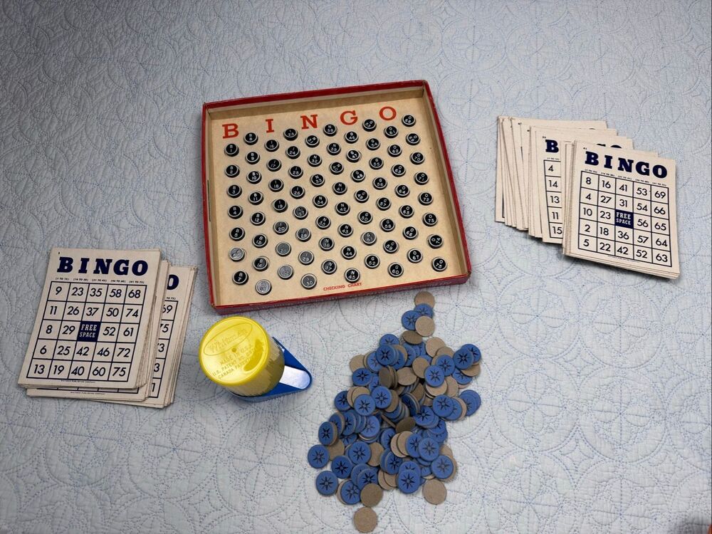 Vintage 1961 Whitman Deluxe Bingo Set 60 Cards/Magic Dispenser - Complete
